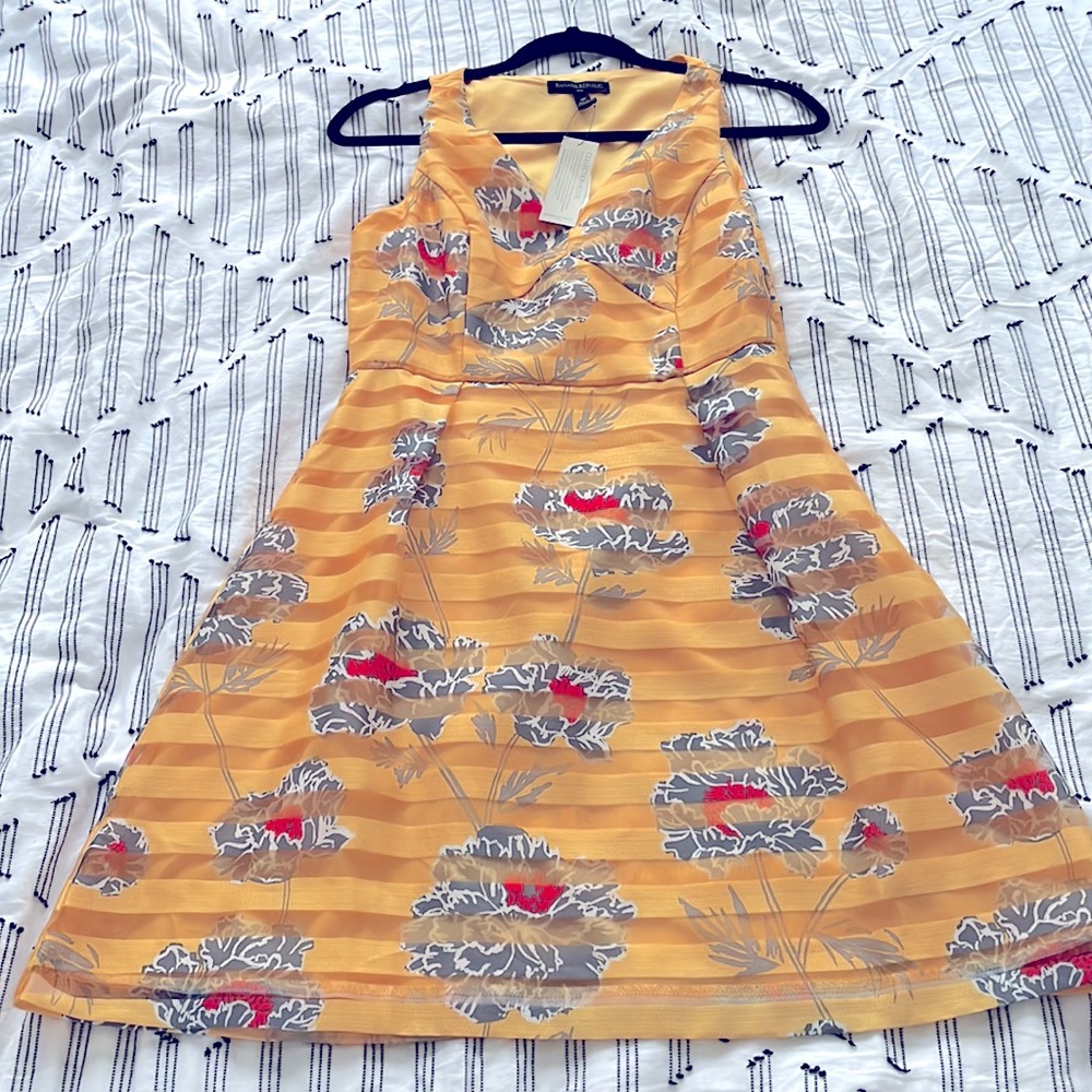 Banana Republic floral yellow gold dress